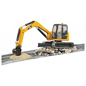 BRUDER Cat minibager 02456