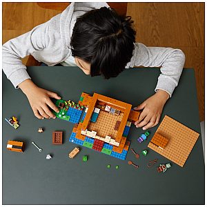 Lego kocke Minecraft Žabolika kuća 21256