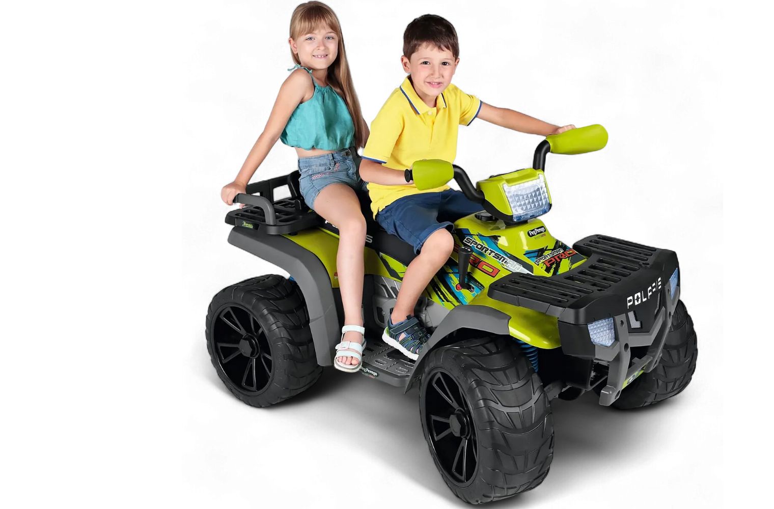 Otroci na štirikolesniku Peg