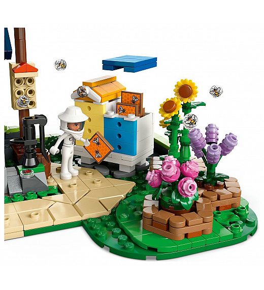 Lego® Friends 42669 Čebelarjeva hiša in cvetlični vrt Lego