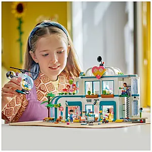 Lego kocke Friends Bolnica u Heartlake Cityju 42621