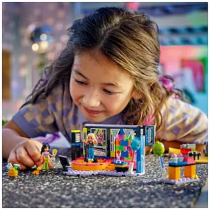 Lego kocke Friends Tulum s karaokama 42610