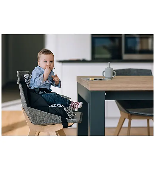 Prijenosna hranilica FOLD & GO Black