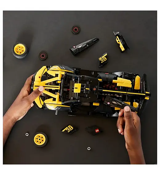 Lego kocke Technic Bugatti bolid 42151 Lego