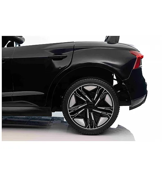 11V Audi RS E-tron GT, litij, crni