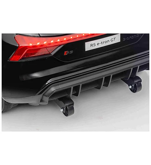 11V Audi RS E-tron GT, litij, crni