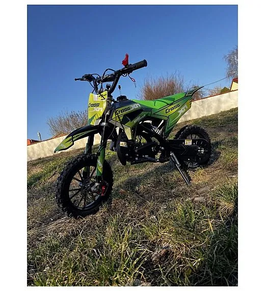 Kroser 50 kubika, 1,5 kW, dvotaktni, disk kočnice, zelen