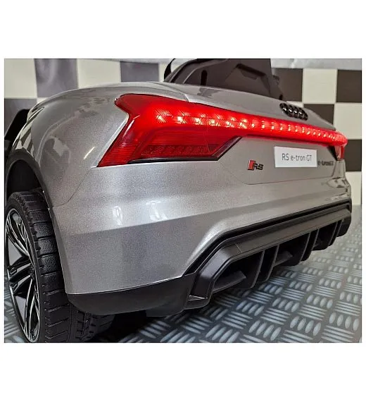 12V Audi E-tron GT - dječji akumulatorski auto, Metallic Silver