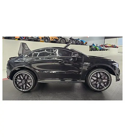 Auto na akumulator 12V Mercedes CLA 45 S zeleni