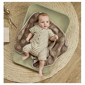 Previjalna podloga MATTY Olive - Limited Edition