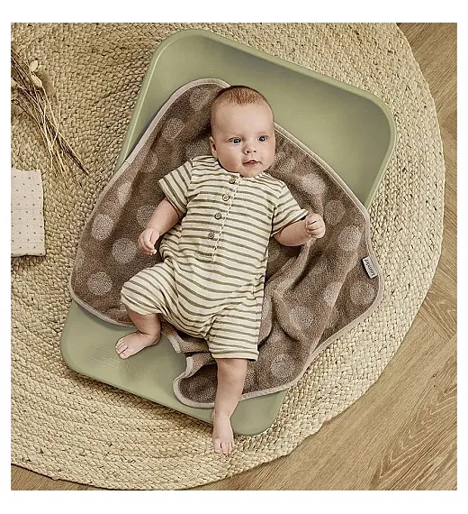 Previjalna podloga MATTY Olive - Limited Edition Leander Previjalna podloga MATTY Olive - Limited Edition Leander