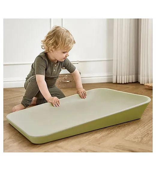 Previjalna podloga MATTY Olive - Limited Edition Leander Previjalna podloga MATTY Olive - Limited Edition Leander