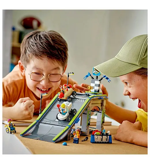 Lego® City 60460 Brez meja: Klančina za dirkanje z avtomobilčki Lego