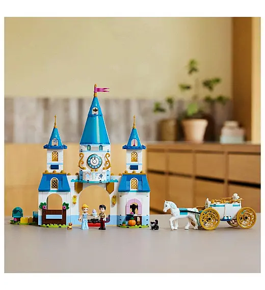 Lego® Disney Princess™ 43275 Pepelkin grad in kočija s konjsko vprego Lego