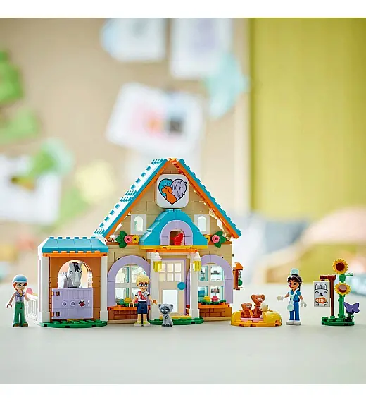 Lego® Friends 42651 Veterinarska klinika za konje in hišne ljubljenčke Lego