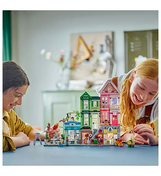 Lego® Friends 42670 Stanovanja in trgovine v Heartlake Cityju Lego