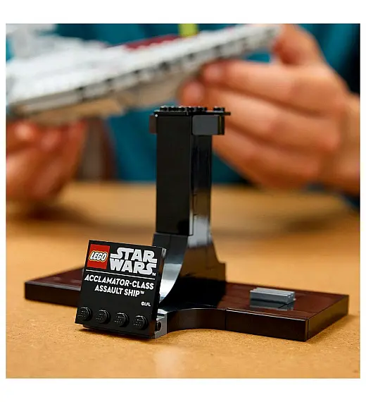 Lego® Star Wars™ 75404 Napadalna ladja razreda Acclamator™ Lego
