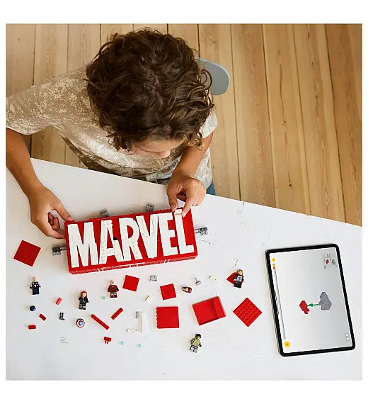 Lego® Super Heroes 76313 Logotip in minifigure MARVEL Lego