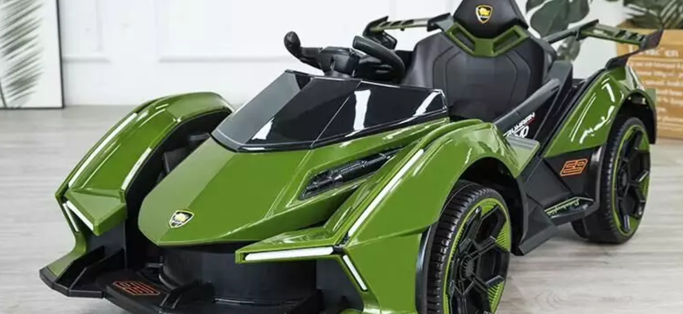 Otroški avto na akumulator lamborghini Otroški avto na akumulator lamborghini