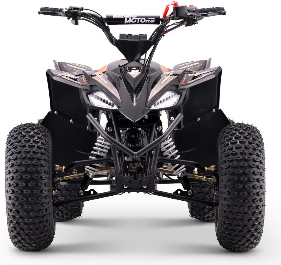 Dječji ATV 125cc Predator Orange na prikladnoj terenskoj podlozi